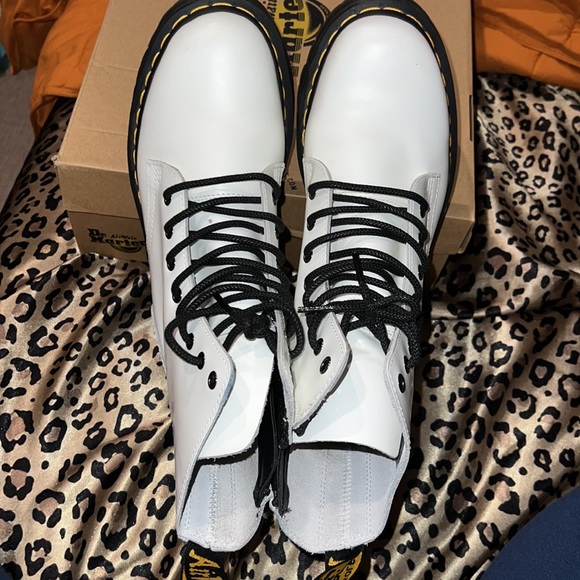 JADON SMOOTH LEATHER PLATFORM BOOTS - Picture 9 of 9